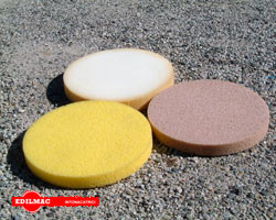 Sponges discs and plastic disc with plaster power float M 360 standard equipment